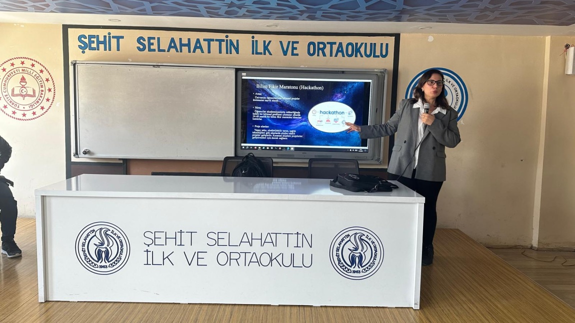 Bilim Etkinliğine  Yönelik  Öğrencilerimize 